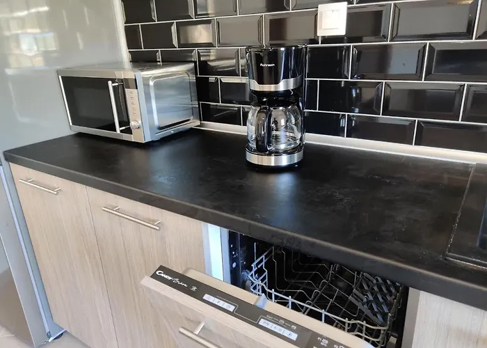 Mare Monte Luxury 3 Nea Skioni