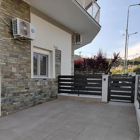 Mare Monte Luxury 3 Nea Skioni